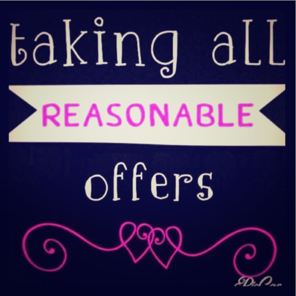 Hi loves!!! MAKE ME AN OFFER ON ANYTHING!!